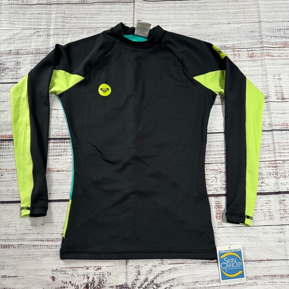 NWT Roxy Rash Guard Girls little girls size 4 - Picture 1 of 6